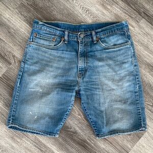 Levie’s 505 Blue Denim Shorts Medium Wash 34”W Vacation Beach Coastal Casual